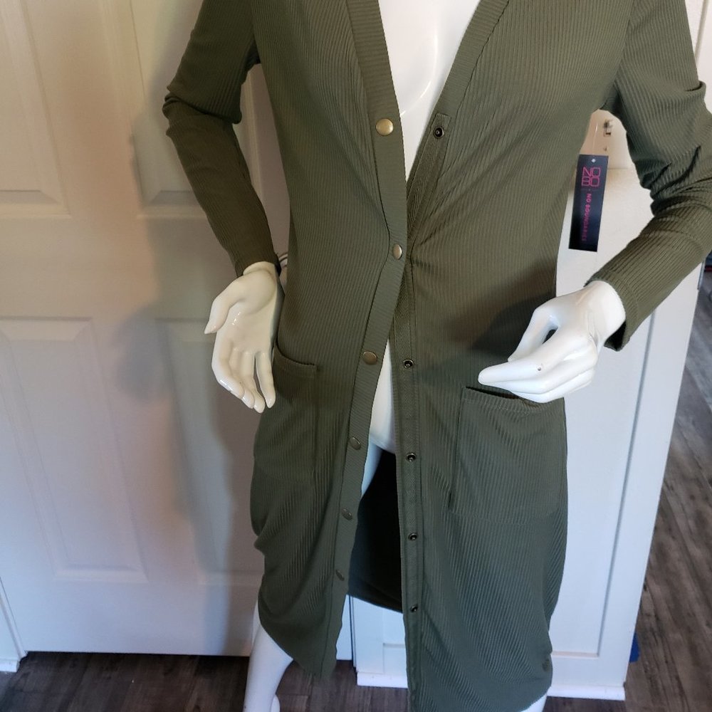 NWT NO BOUNDARIES GREEN CARDIGAN LARGE